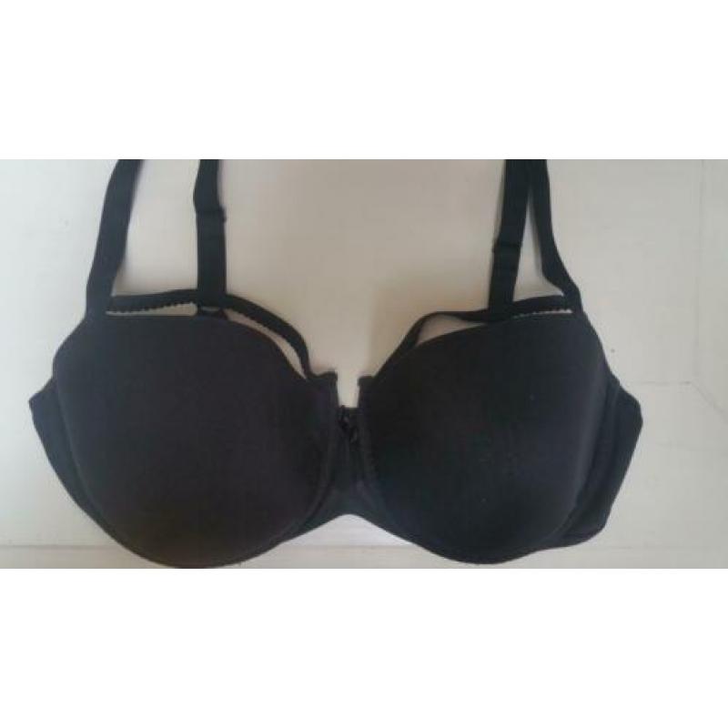 Zwarte Marlies Dekkers BH 80 D.