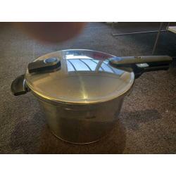 Fissler snelkookpan 8 liter z.g.a.n.