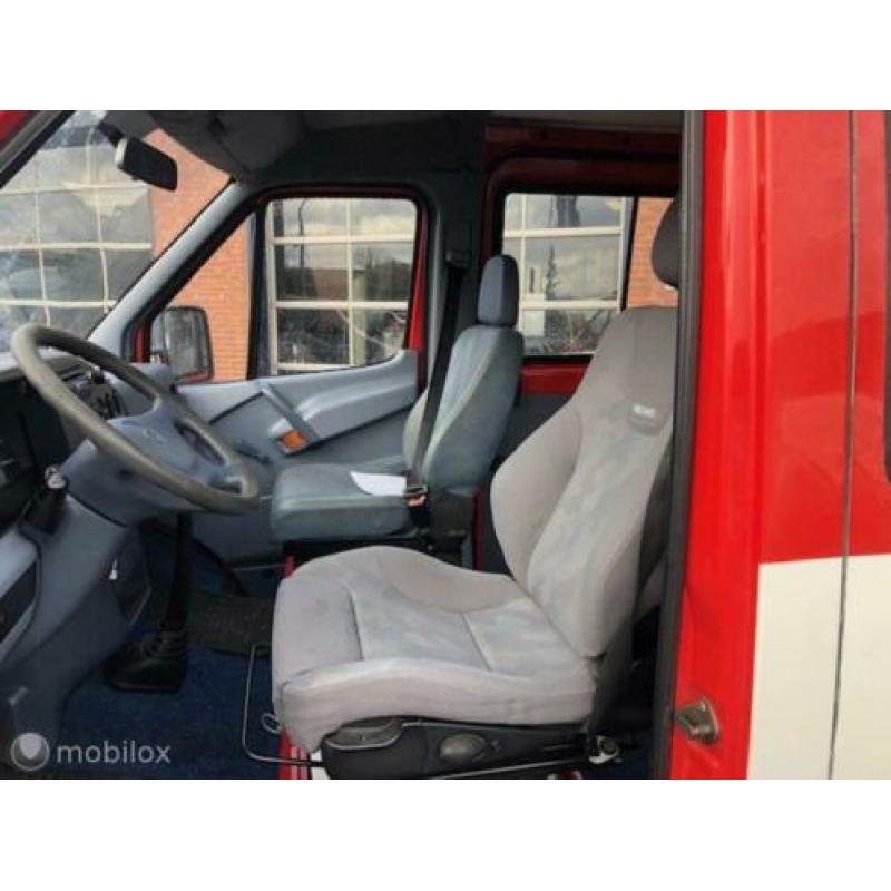 Mercedes Sprinter - 312 D automaat dub cab 132000 km uniek.