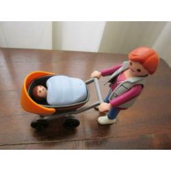 Playmobil 4756 moeder met kinderwagen en baby