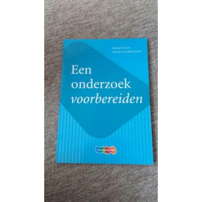 Diverse boeken voor opleiding