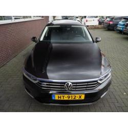 Volkswagen Passat Variant 1.4 TSI GTE 7% LED Adaptive Pano N