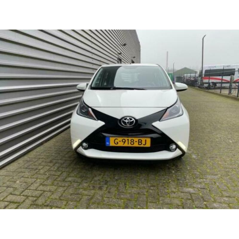 Toyota Aygo 1.0 VVT-i x-cite /airco/Automaat