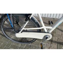 Super mooie/fijne Sparta damesfiets,8 vers,Ziet er nieuw uit