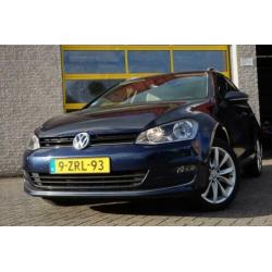 Volkswagen Golf Variant 2.0 TDI 150PK Highline BJ2015 LMV17"