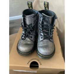 Dr Martens maat 24