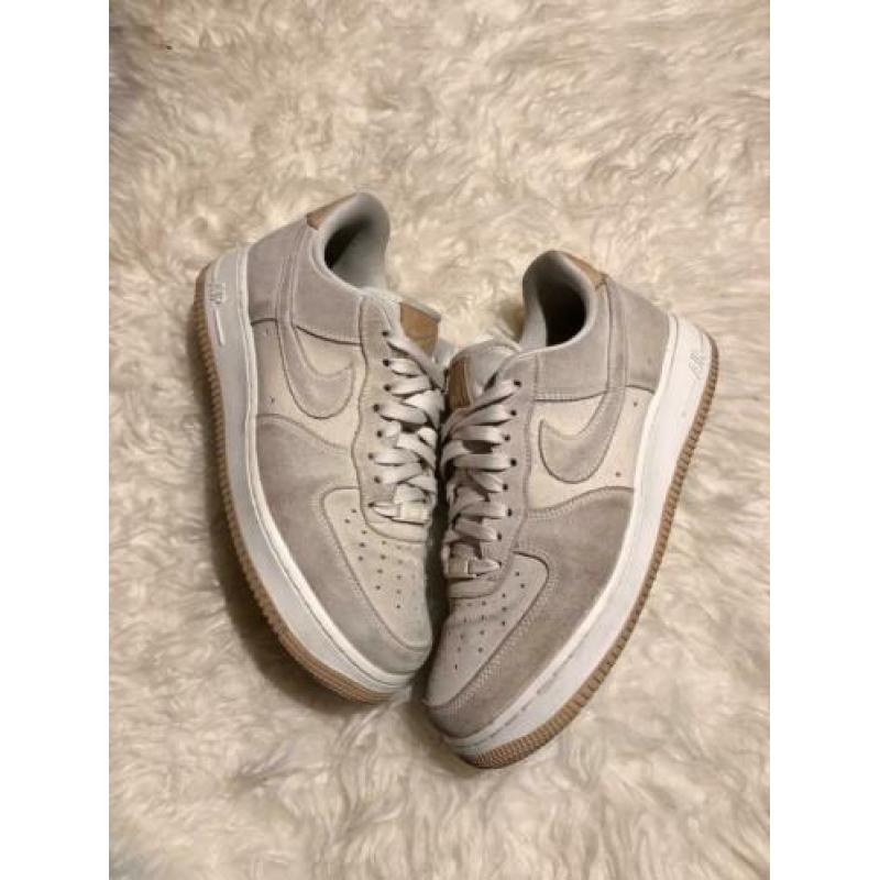 Nike Air Force 1 Beige maat 41 sneakers heren