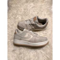 Nike Air Force 1 Beige maat 41 sneakers heren