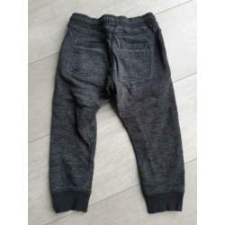 Joggingbroek WE maat 98/104