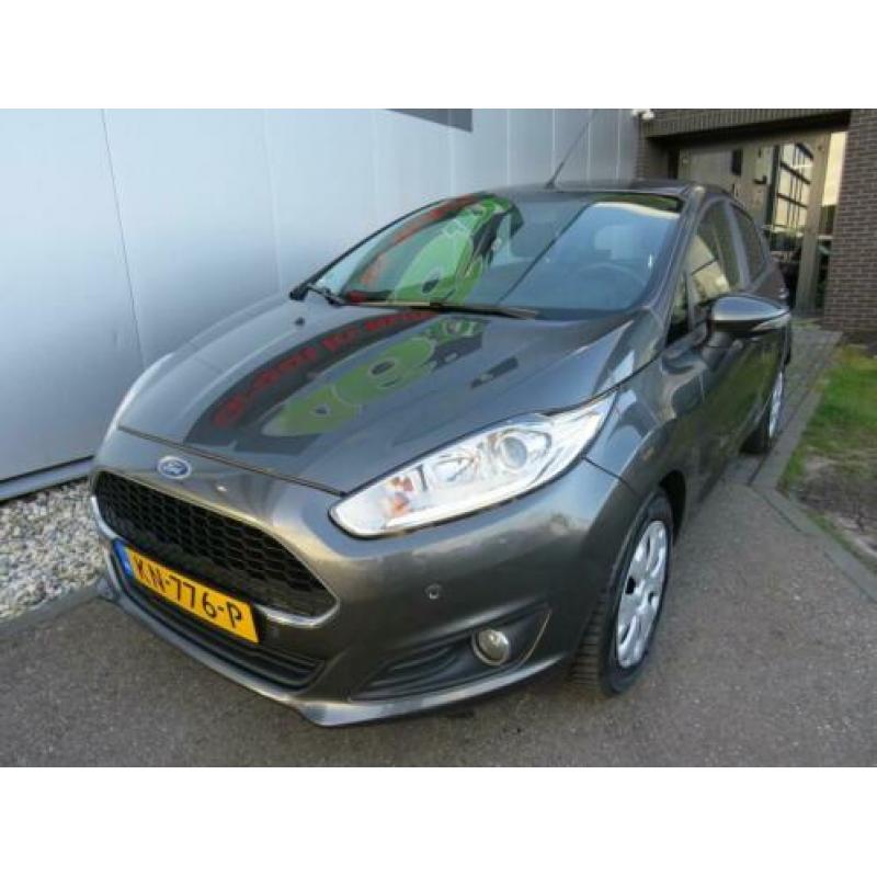 Ford Fiesta 1.5 TDCi Style Ultimate Lease Edition Navi Airco