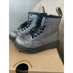 Dr Martens maat 24