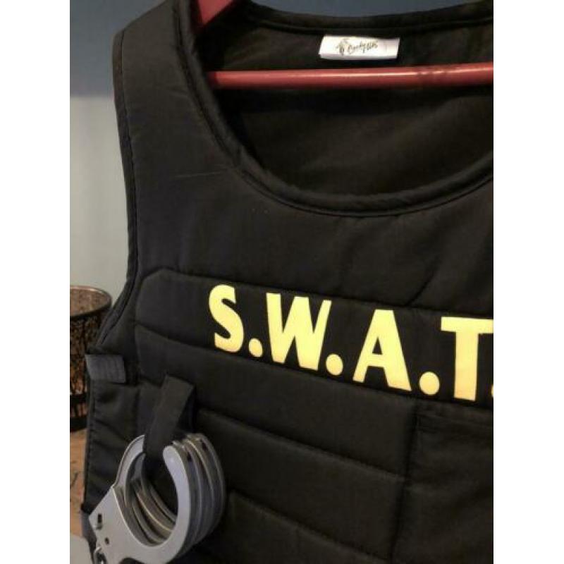 Swat Vest incl assecoires leeftijd 8-11 (1x gedragen)