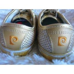 Goudkleurige luxe sneakers met glitters van Pierre Cardin