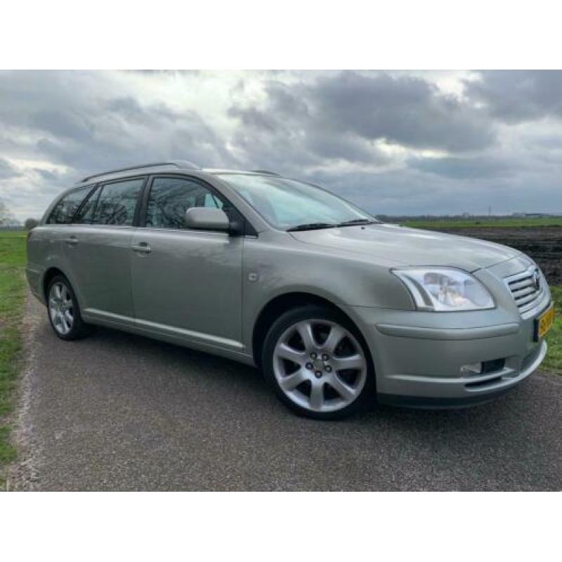 Toyota Avensis Wagon 2.0 VVTi Linea Luna 3e Eig/Navi/Airco/C