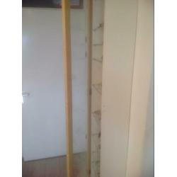 Wand vitrinekast ( zonder inhoud )