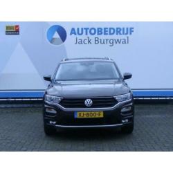 Volkswagen T-Roc 1.0 TSI 115PK Style Navi|PDC|Adapt. Cruise