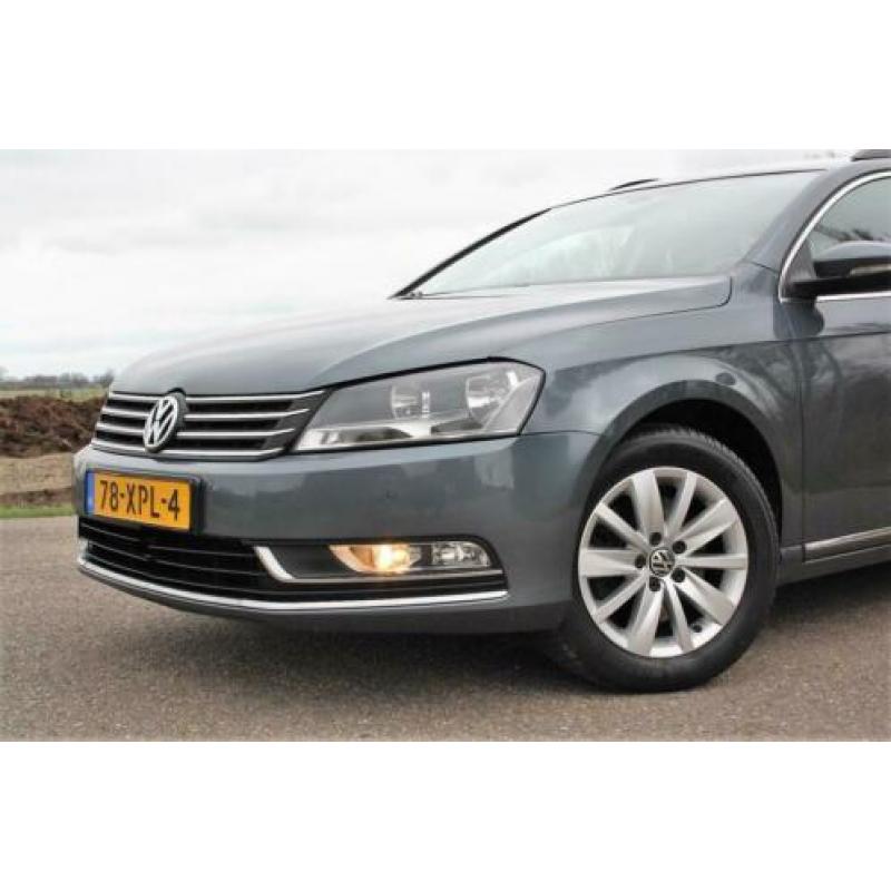 Volkswagen Passat Variant 1.6 TDI Comfort Executive Line Blu