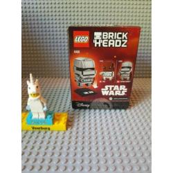 Brickheadz LEGO Finn 41485(19) en Captain Phasma 41486(20)