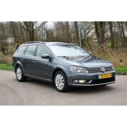 Volkswagen Passat Variant 1.6 TDI Comfort Executive Line Blu