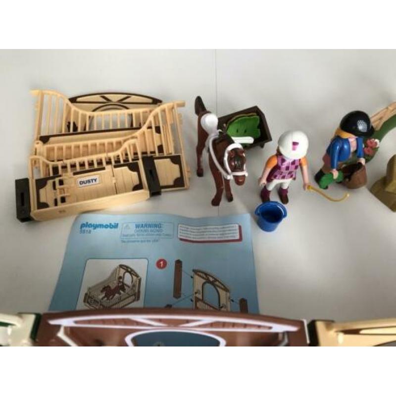 Playmobil partij paarden paardenbox stal