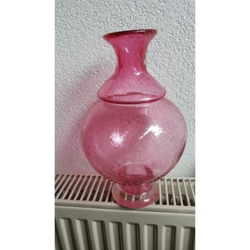 Bijzonder mooie oude roze vaas glas