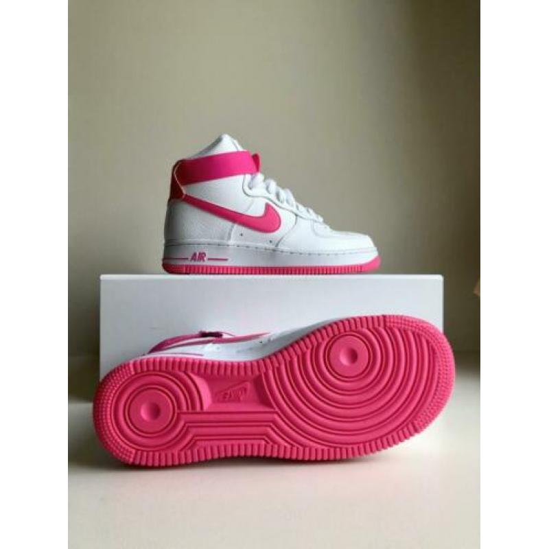 Nike Air Force 1 High | Maat 37,5 | Nieuw