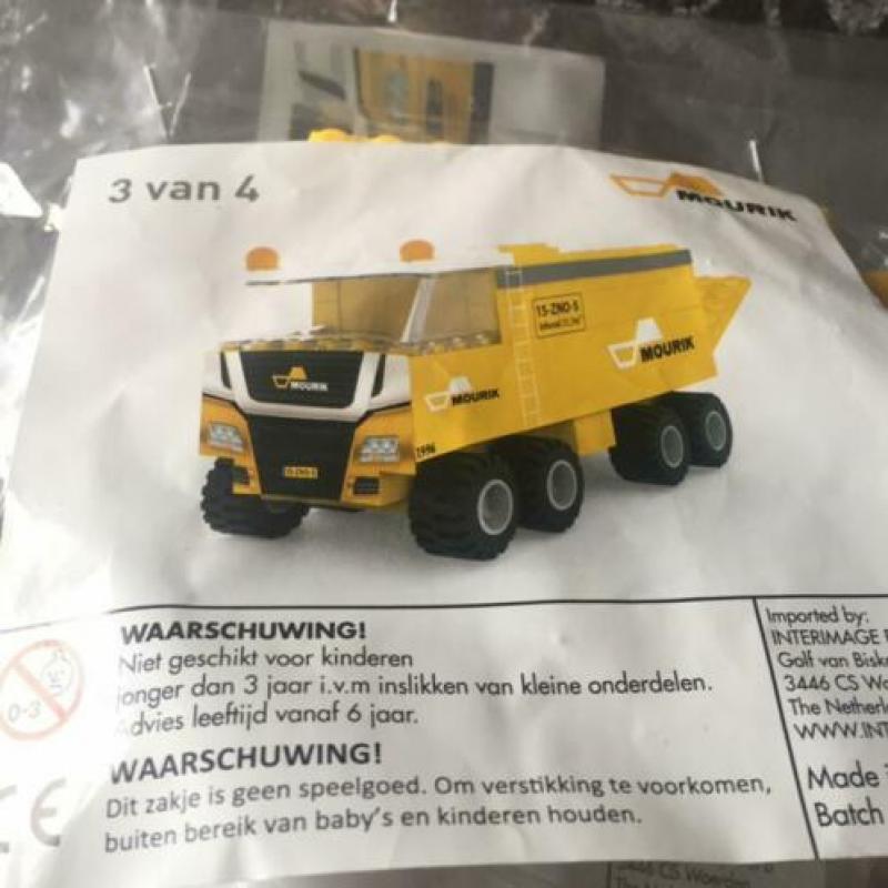 Nieuw vrachtauto in 4 delen Mourik ‘zie foto’s