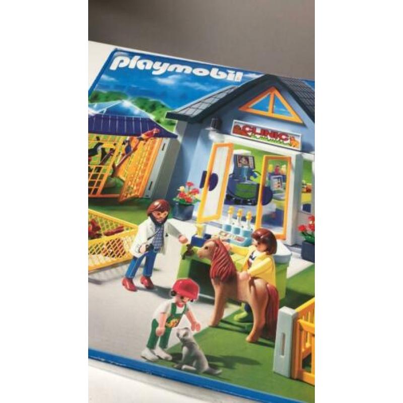 Playmobil dierenkliniek met doos