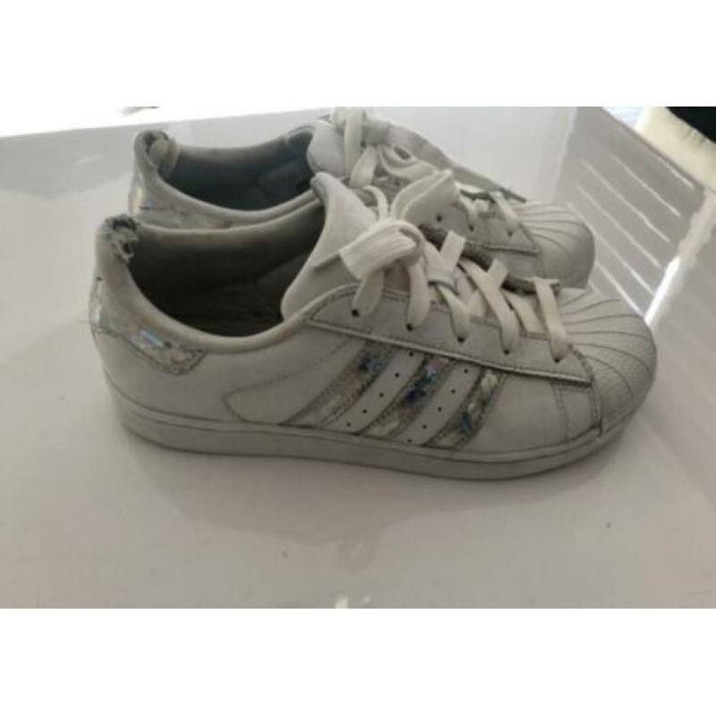 Sneakers Adidas superstar wit maat 35