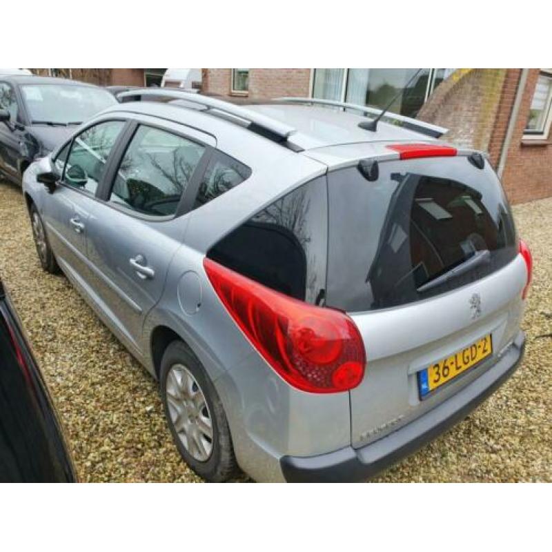 2xPeugeot 207 SW 1.4 95pk 2010 Grijs clima airco