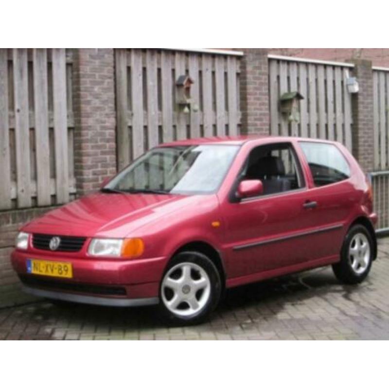 Volkswagen Polo 1.6 Stuurbekr, LM velgen, APK 12-2020! Rood