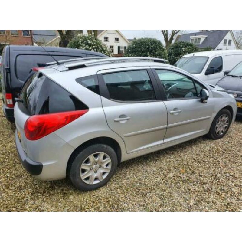 2xPeugeot 207 SW 1.4 95pk 2010 Grijs clima airco