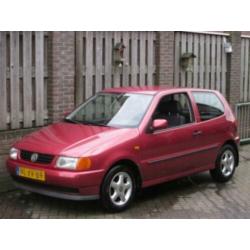 Volkswagen Polo 1.6 Stuurbekr, LM velgen, APK 12-2020! Rood