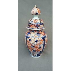 Japans porselein - imari dekselpot - hersteld - 32 cm hoog