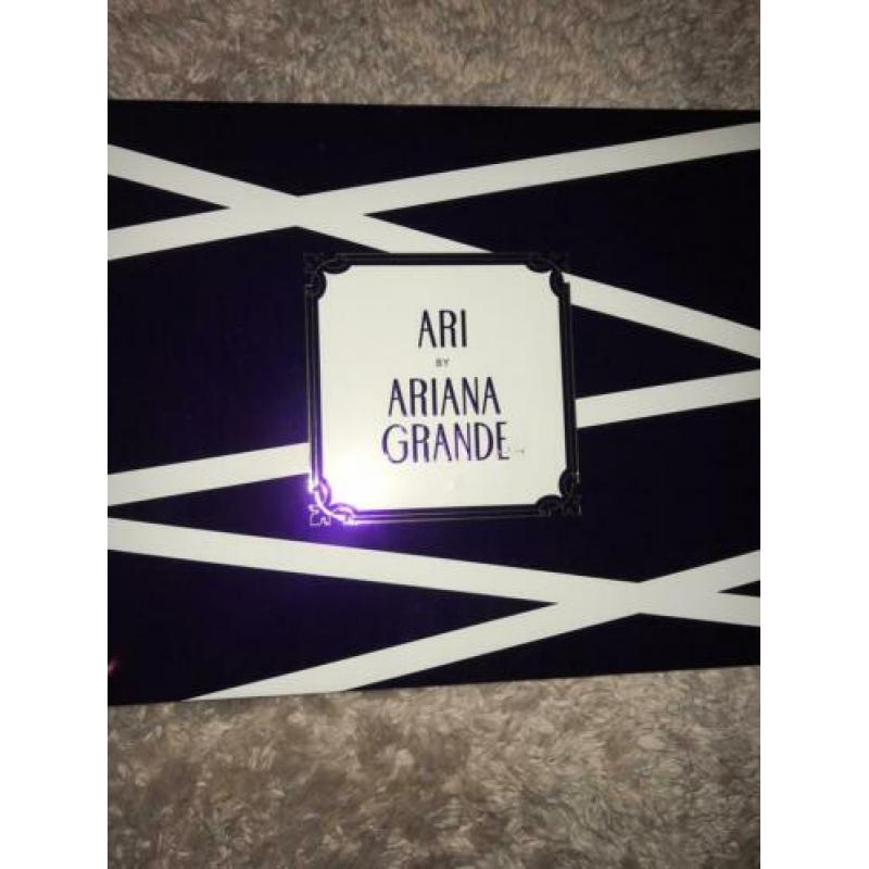 ariana grande giftset ari