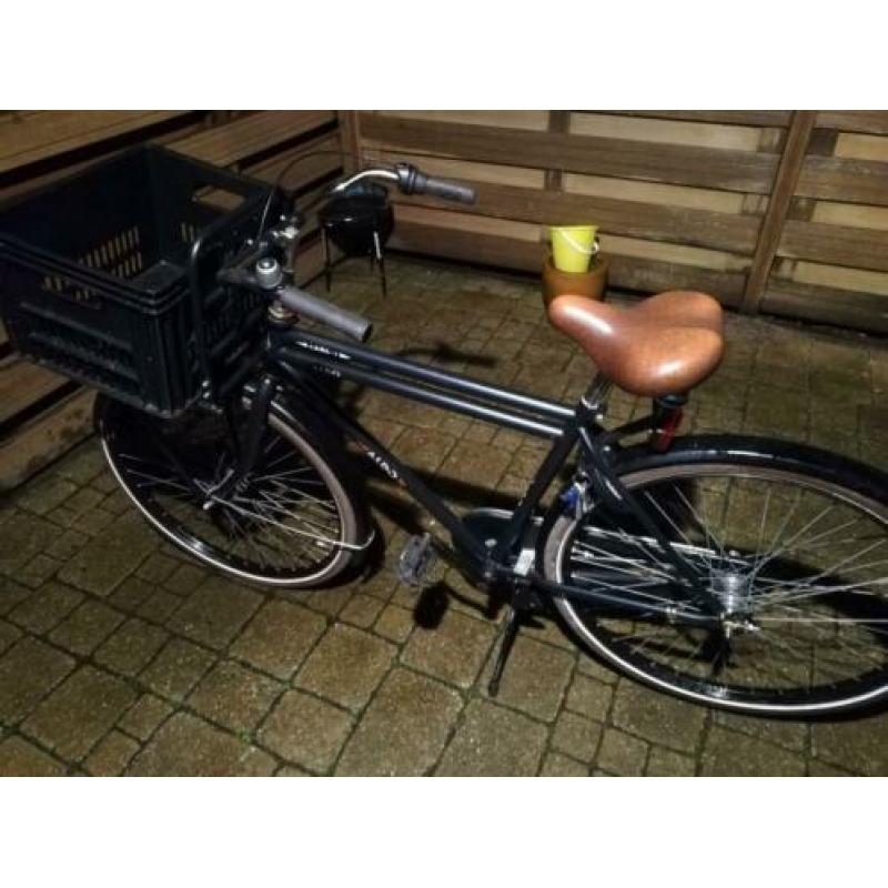 Jongens schoolfiets