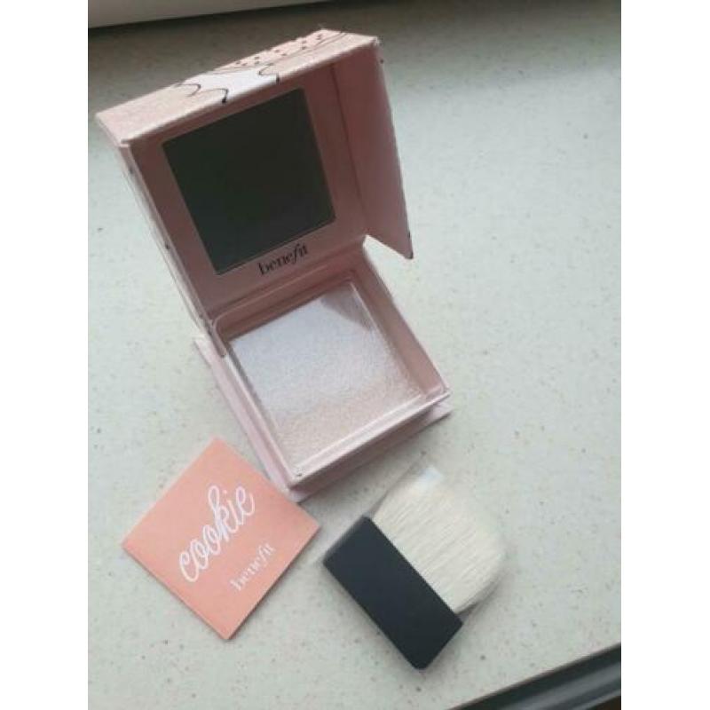 Benefit Cookie Highlighter, full-size, NEW