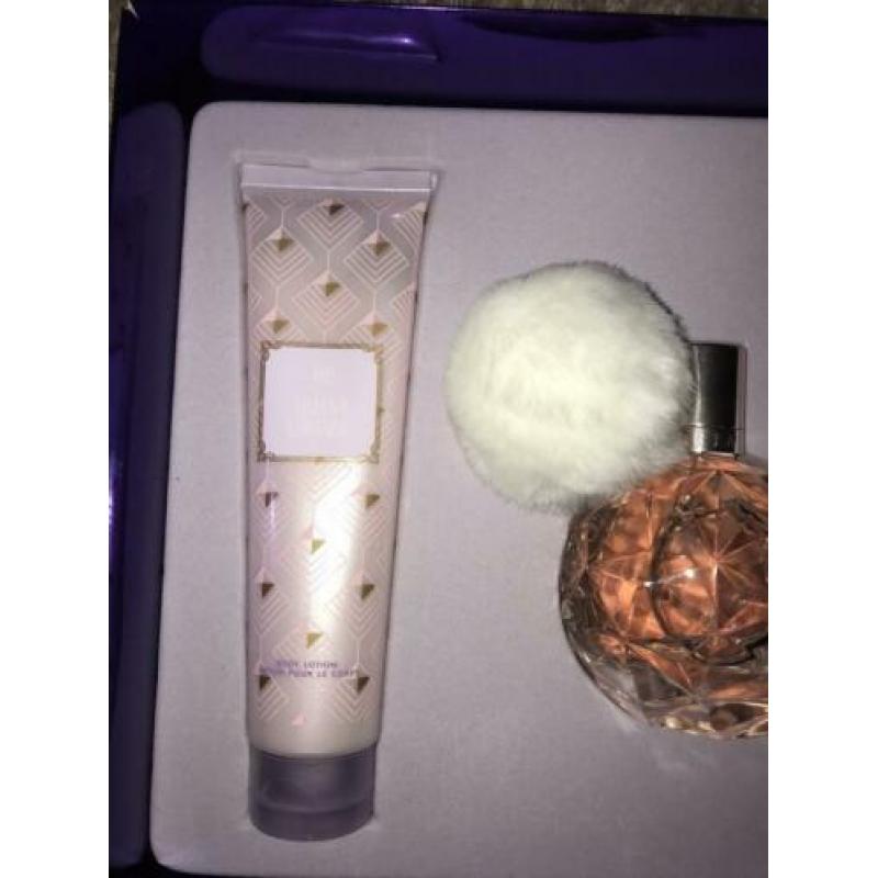 ariana grande giftset ari