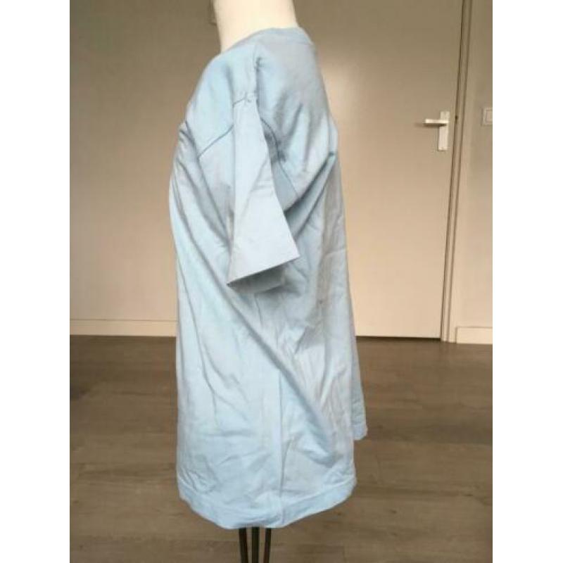 BASICS licht blauw shirt mt 140 netjes ZD