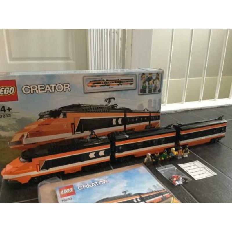 Lego 10233 Creator Expert Horizon Express Trein (Nieuwstaat)