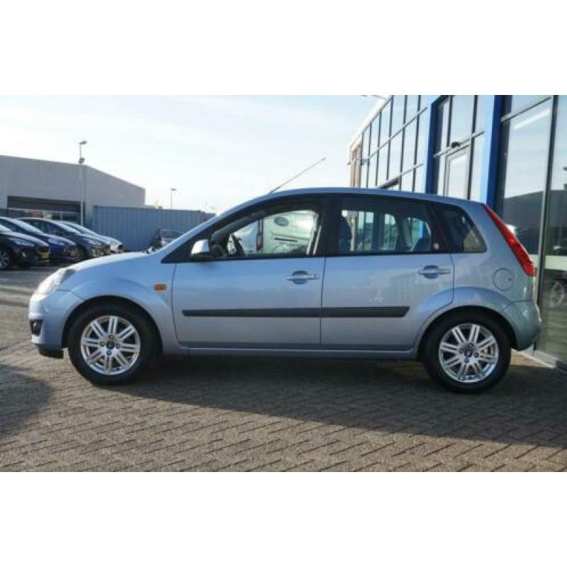 Ford Fiesta 1.4-16V Ghia