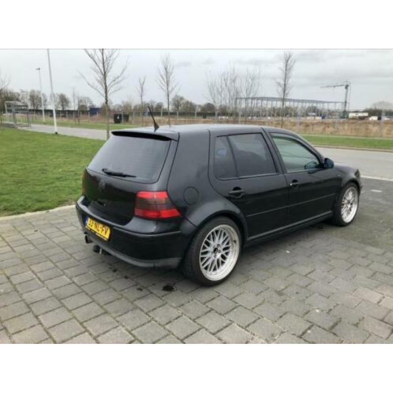 Volkswagen Golf 2.8 V6 150KW 4MOTION 1999 Zwart