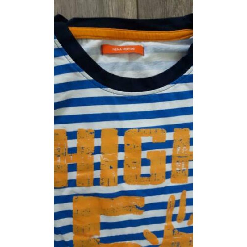 Jongens t-shirt. Hema. Maat 170-176. blauw-wit