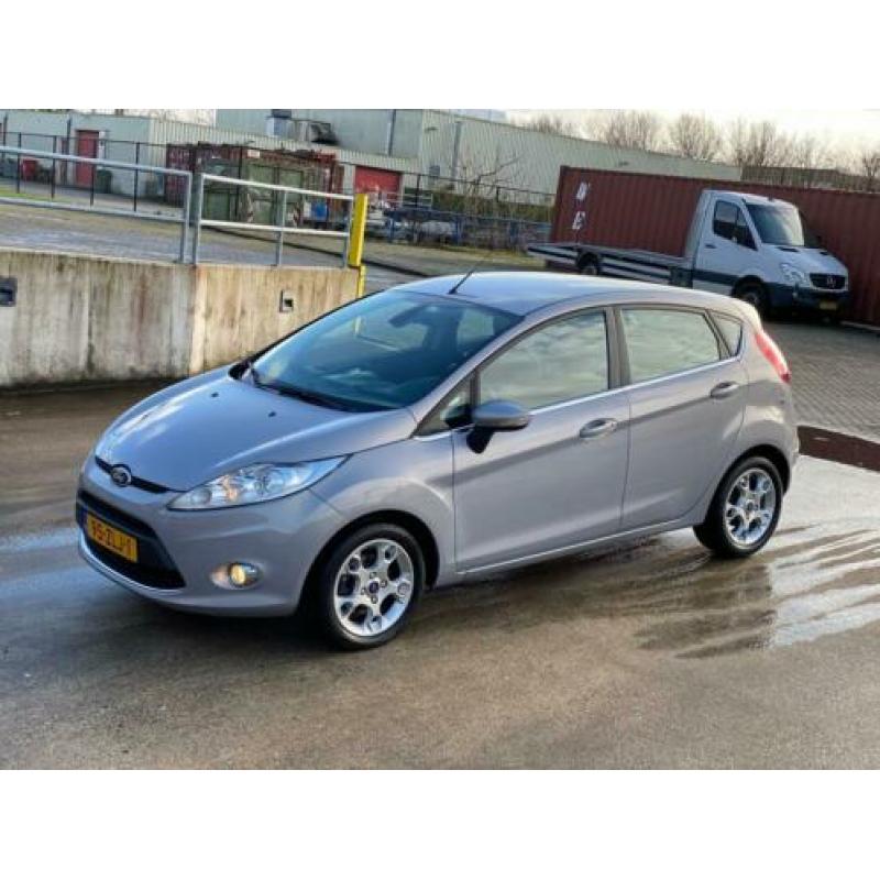 Ford Fiesta 1.25 *TITANIUM* 5DRS/Clima/Cruise NIEUWSTAAT!