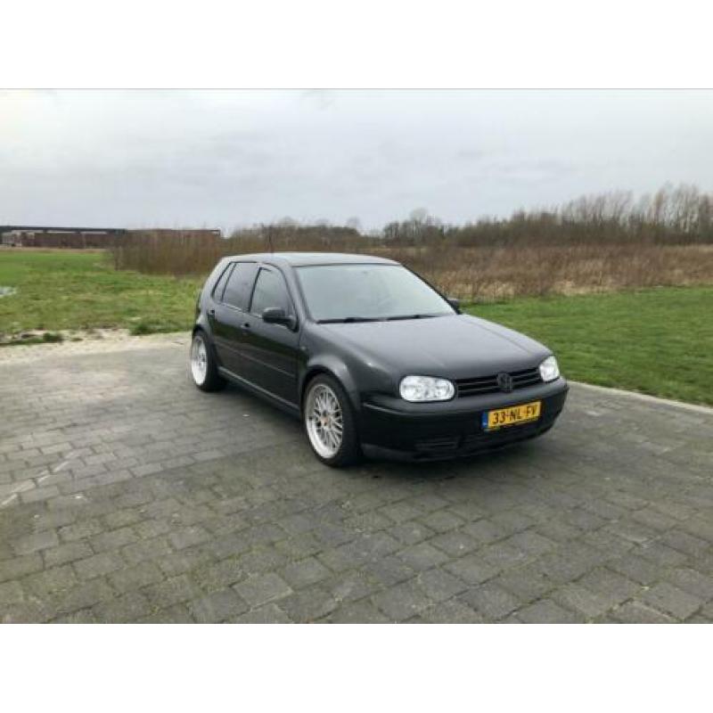 Volkswagen Golf 2.8 V6 150KW 4MOTION 1999 Zwart