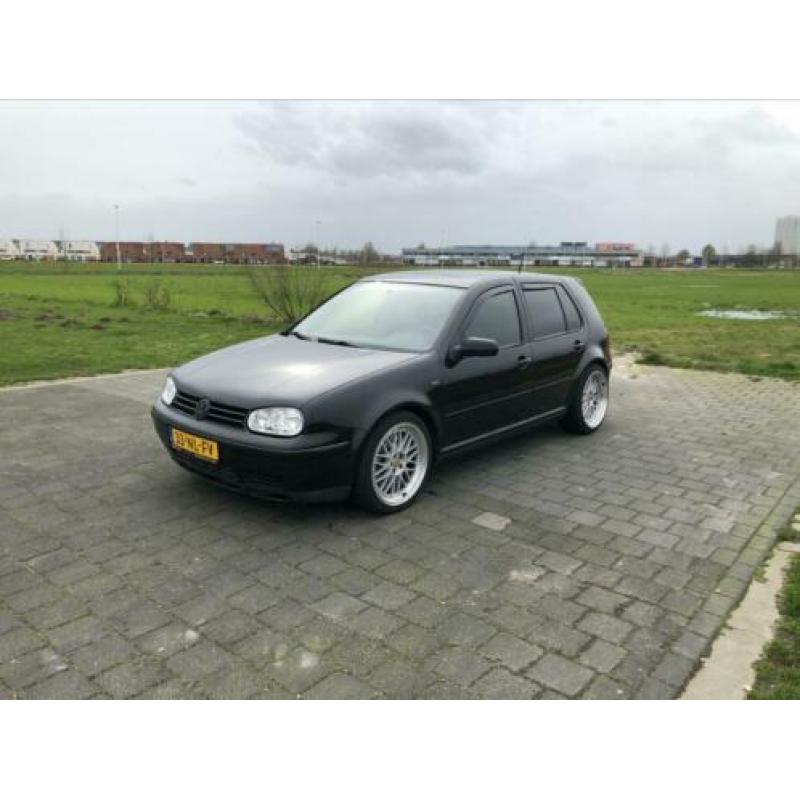 Volkswagen Golf 2.8 V6 150KW 4MOTION 1999 Zwart