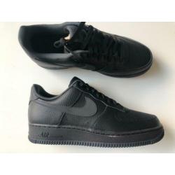 NIEUW Nike Air Force 1 '07 3 Sneakers Maat 45 Zwart