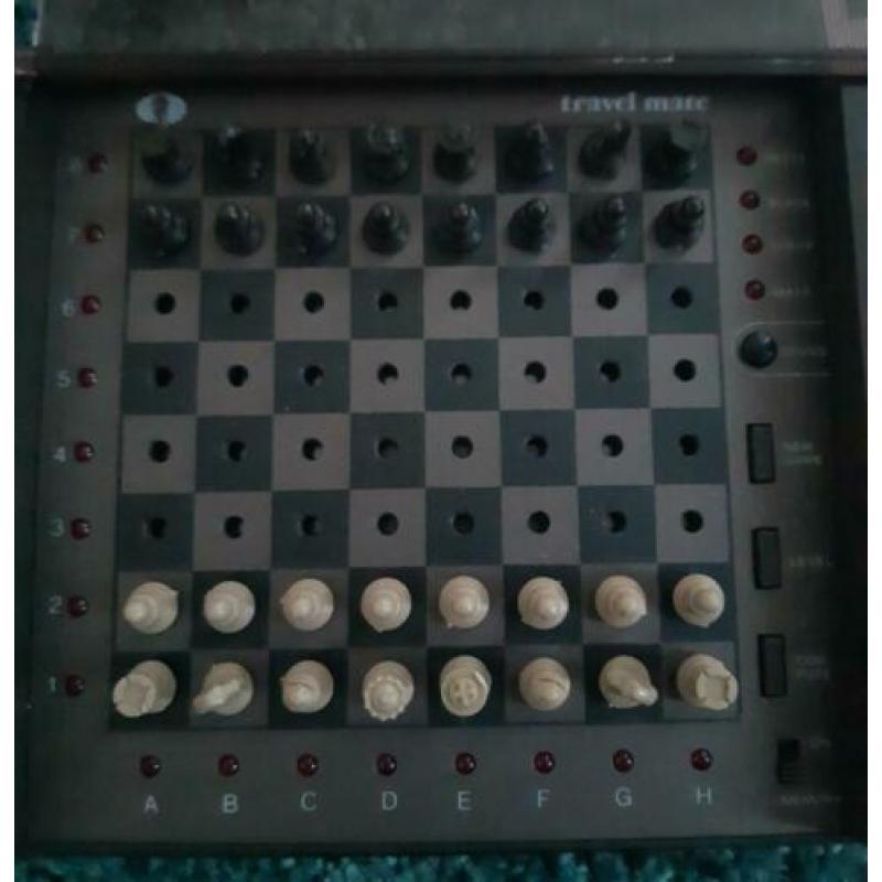 Schaakcomputer SciSys Travel Mate Chess