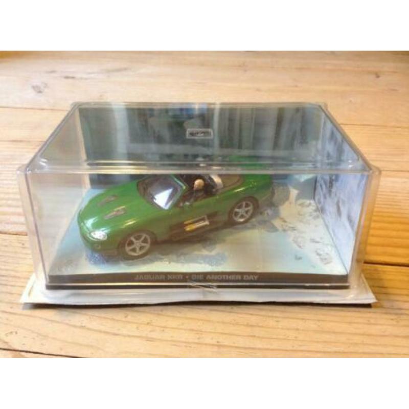 Jaguar XKR Roadster, 007 'Die Another Day' 1:43