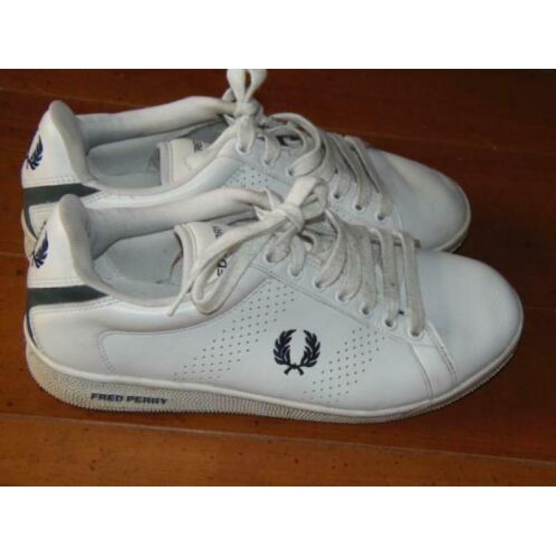 Witte leren Fred Perry heren sneakers maat 42